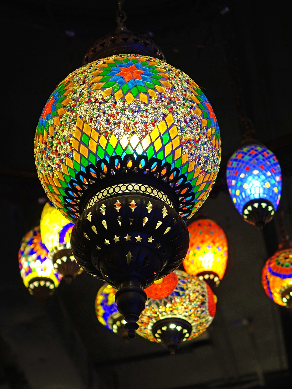 lanterns, moroccan, lighting-547681.jpg